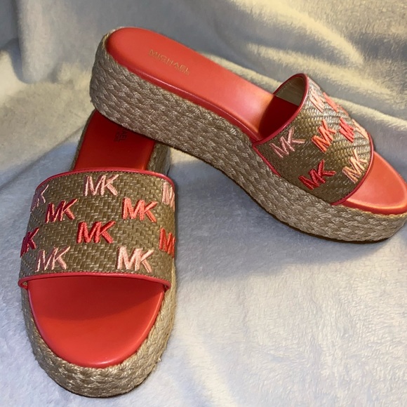 NWOT Michael Kors Sadler Wedge Dahlia Multi size 8 - Picture 1 of 7